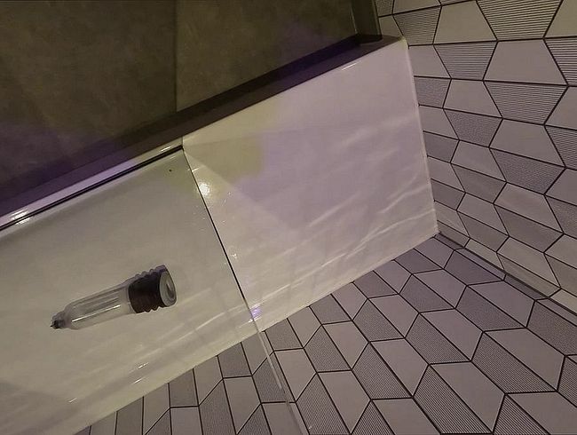 Download: theperfectcock75 - Die Samenladung ist weg, aber das weiche Bärenfleisch ist übrig.