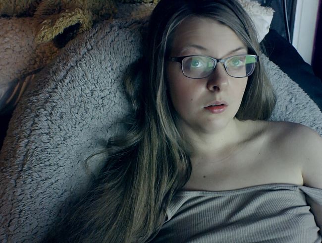 Download: unicorndisney - Stiefpapa, meine Muschi ist haarig - UnicornDisney