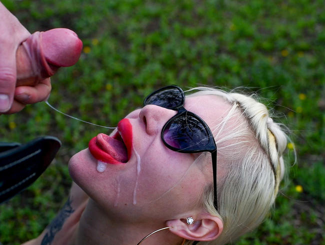 Download: vixen_kris - Der Gärtner fickte das Mädchen in den Mund, POV-Blowjob, Sperma im Gesicht, Sperma im Mund