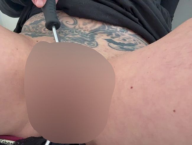 Download: we_love_storys - Eigentlich sollte ich im Bad auf Arbeit eine Lampe festschrauben, sagt mein Chef.