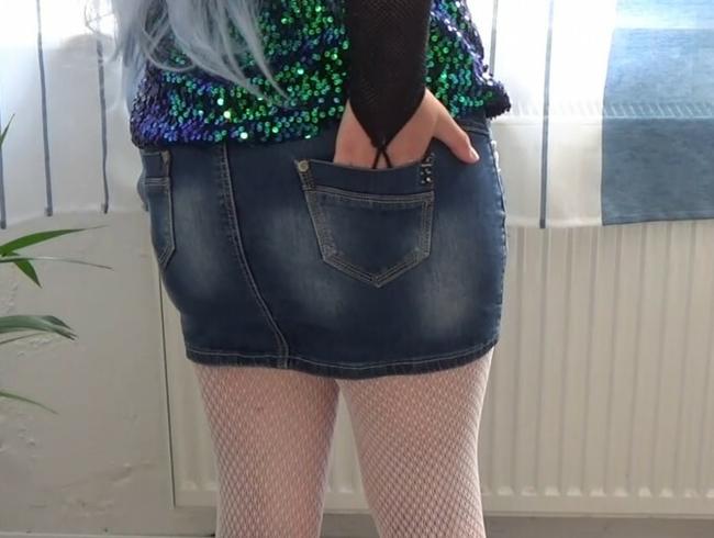 Download: wet_mermaid - Natursekt im Minirock