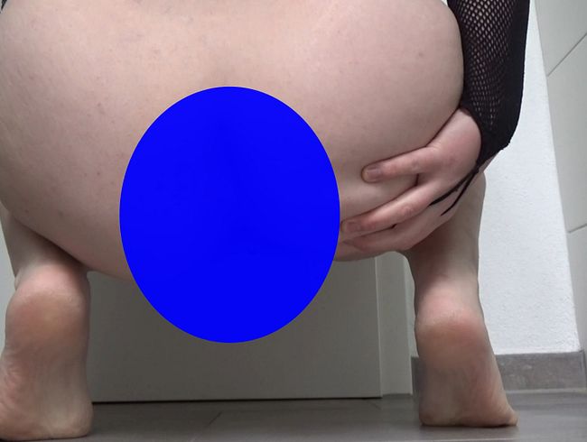 Download: wet_mermaid - Hockend vor dir