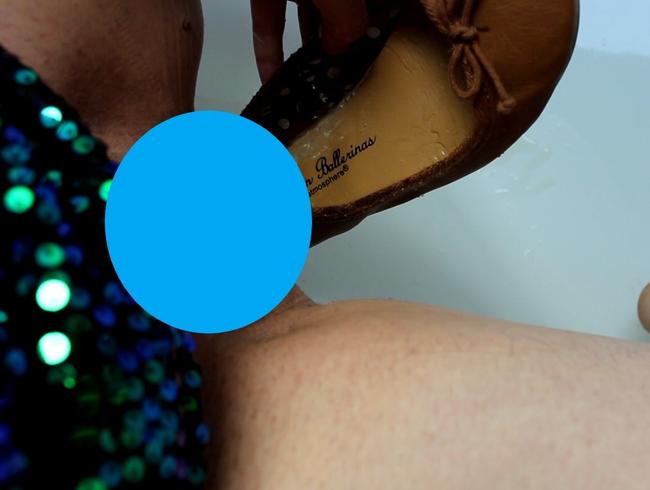 Download: wet_mermaid - Schöner Ballerina-Piss