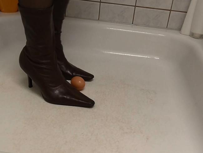 Download: wet_mermaid - Eier crushing