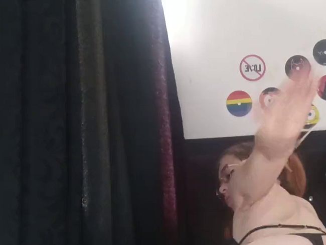 Download: whiteangelx - Möchtest du mir eine ordertliche Tracht Prügel verpassen??