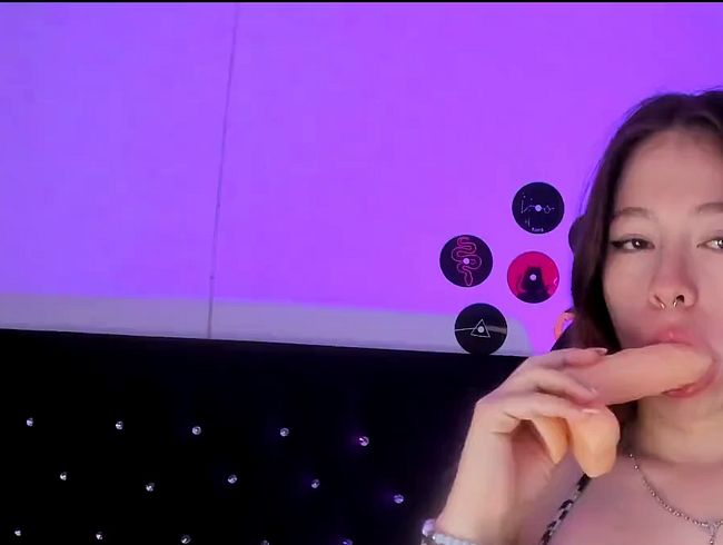 Download: whiteangelx - Für Liebhaber eines Blowjobs mit Klammern