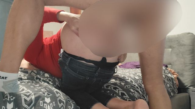 Download: winonna_8 - Beim Pornogucken erwischt und ich musste meinen Arsch geben