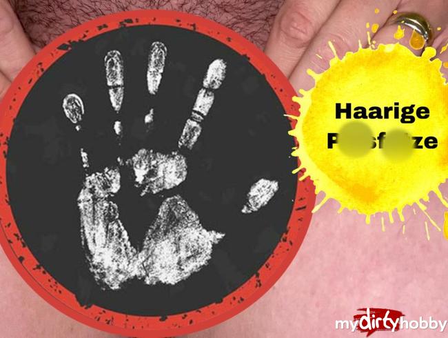 Download: xxxbigboobslayla - KRASS - HAARIGE PISSFOTZE AUF SCHWANZ ENTLEERT