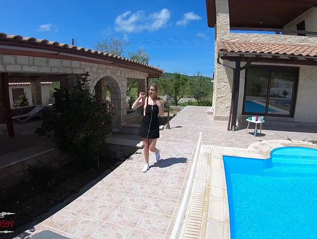 Download: youngcouple9598 - Extrem geiler Fick am Pool!!!